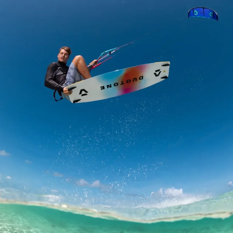 Website ADUOTONE 2026 kitesurf jumpingDTK Duotone Select RebelSLS EdgarUlrich TobyBromwich