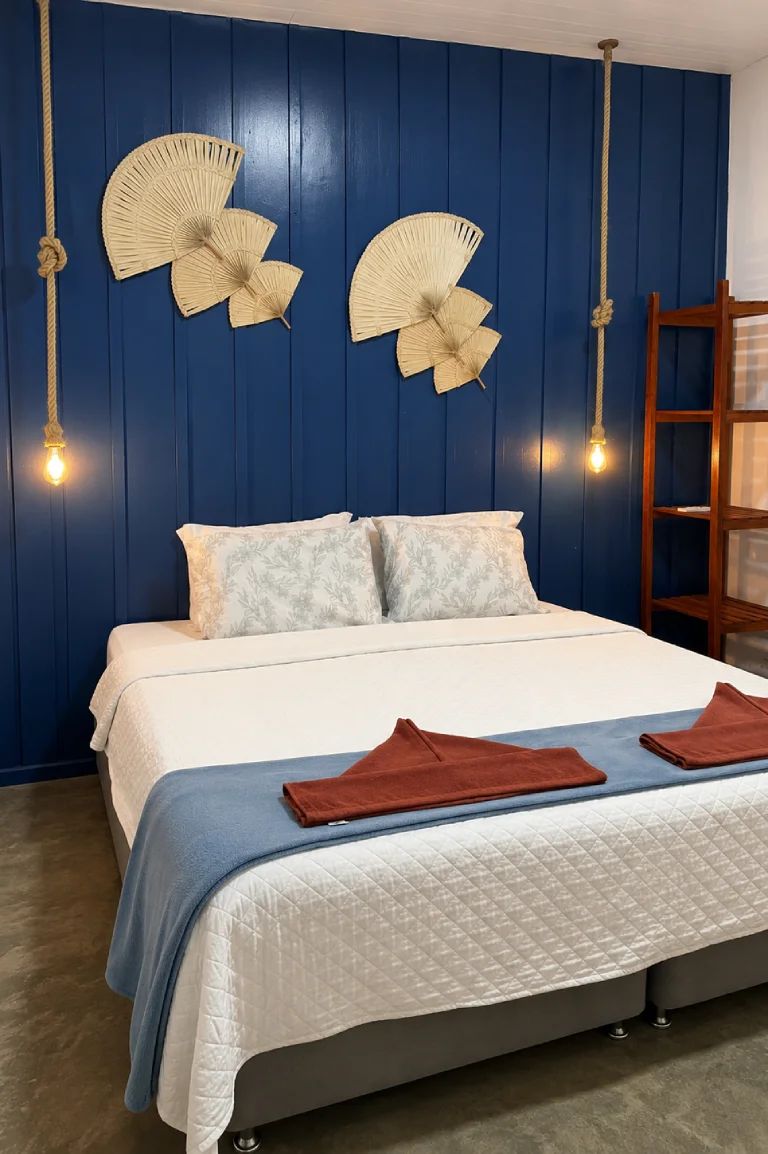 Chambre Luxe climatisée avec lit double à la Pousada KiteTrek de Tremembé, au Brésil.